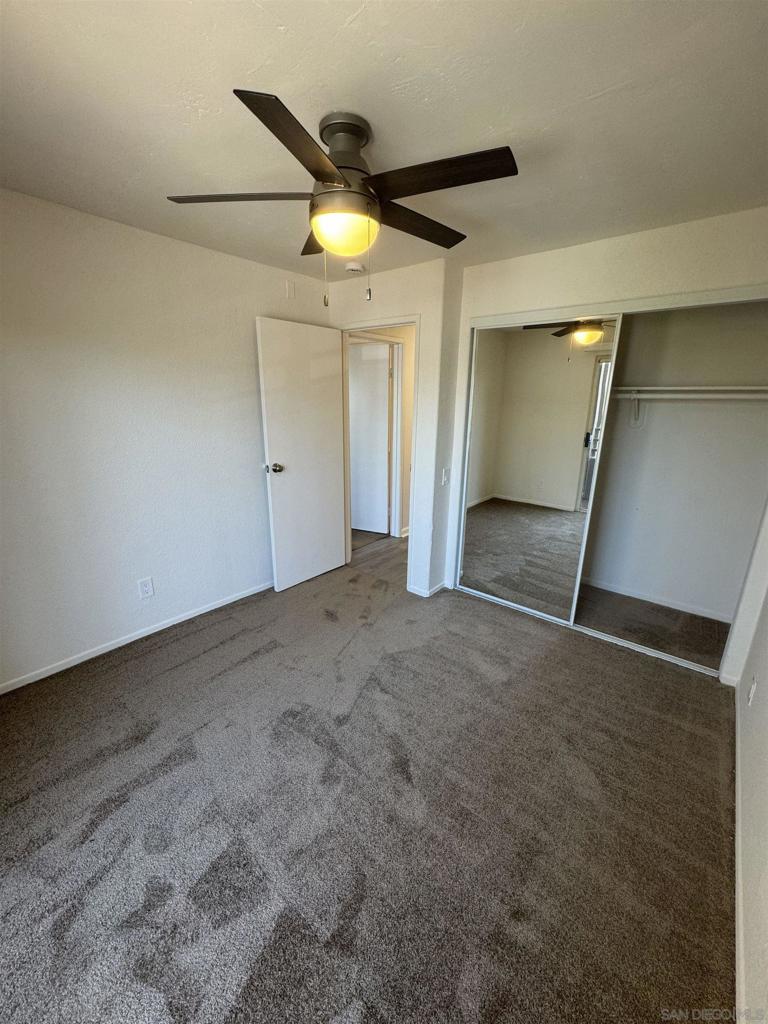 4933 Voltaire St 2 Property Photo 7