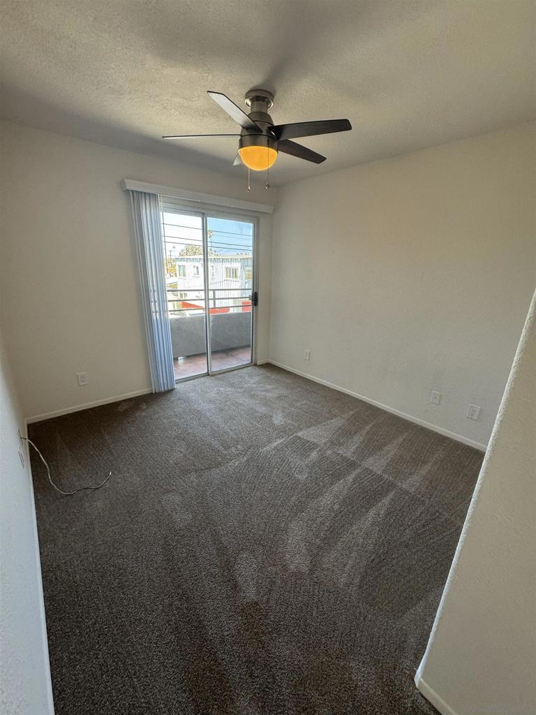 4933 Voltaire St 2 Property Photo 8