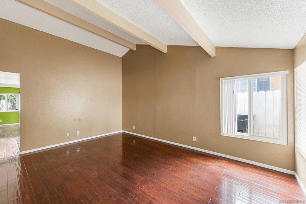 793 William Property Photo 4