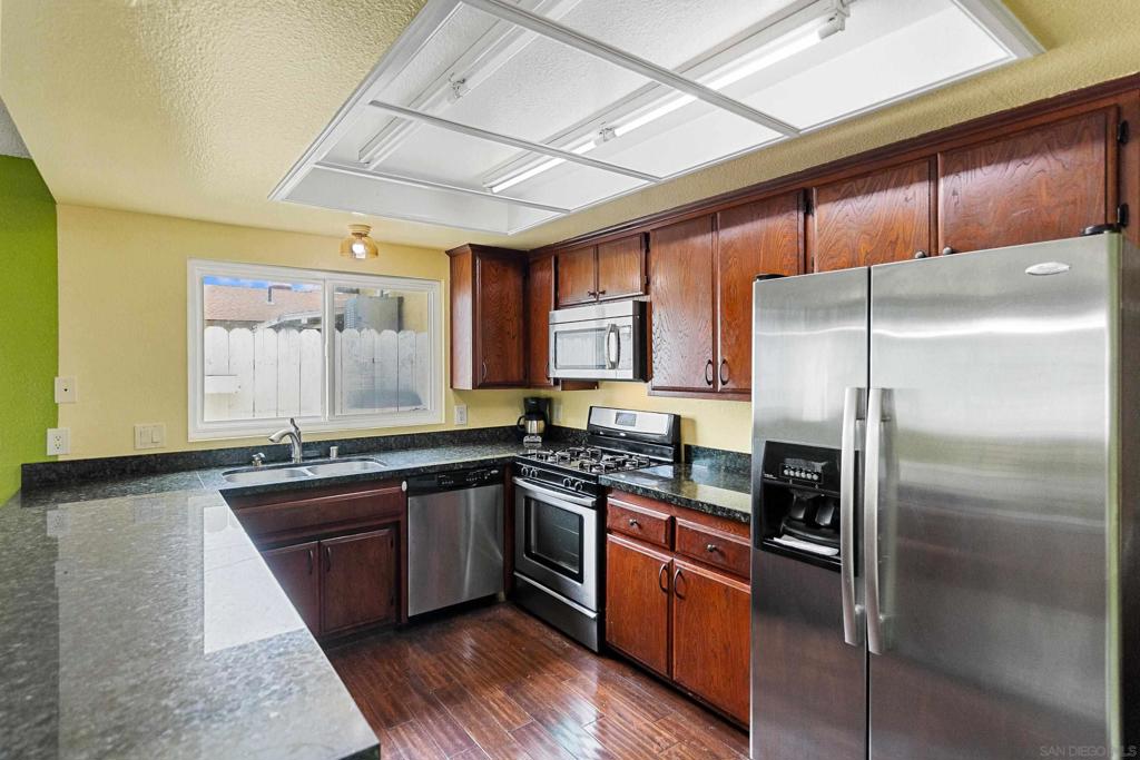 793 William Property Photo 6