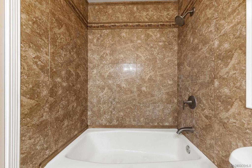 793 William Property Photo 10