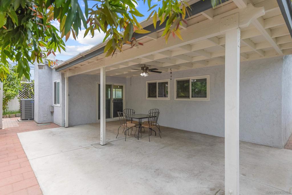 793 William Property Photo 12