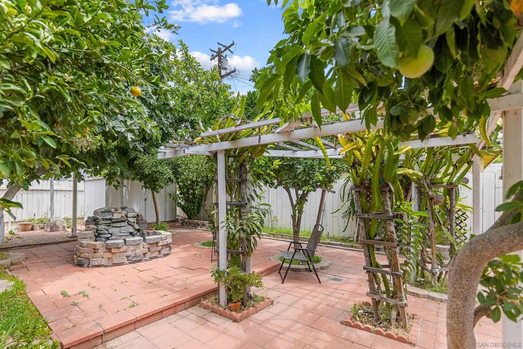 793 William Property Photo 14