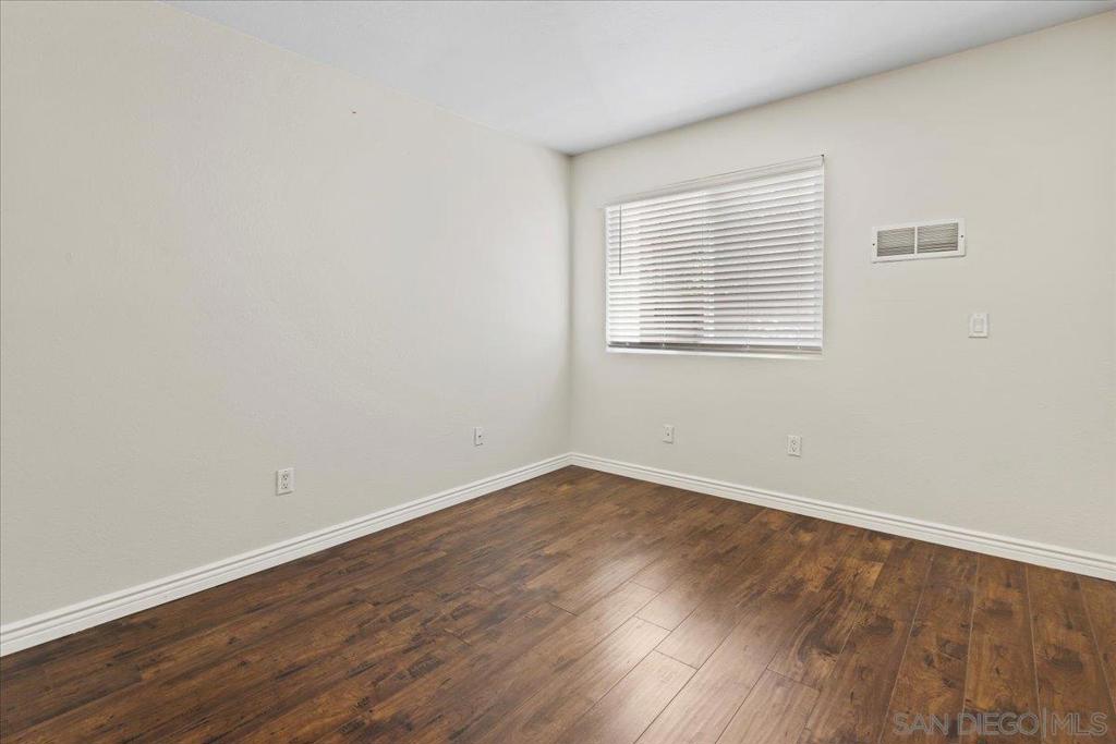 2950 Broadway 16 Property Photo 12