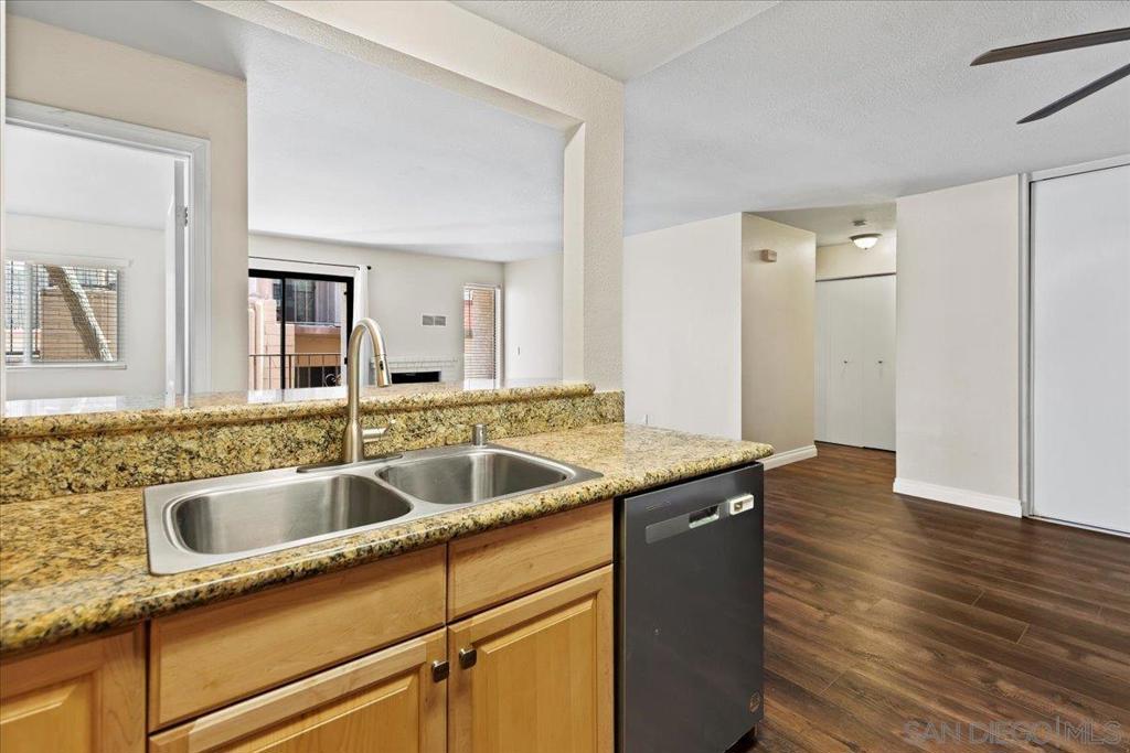 2950 Broadway 16 Property Photo 25