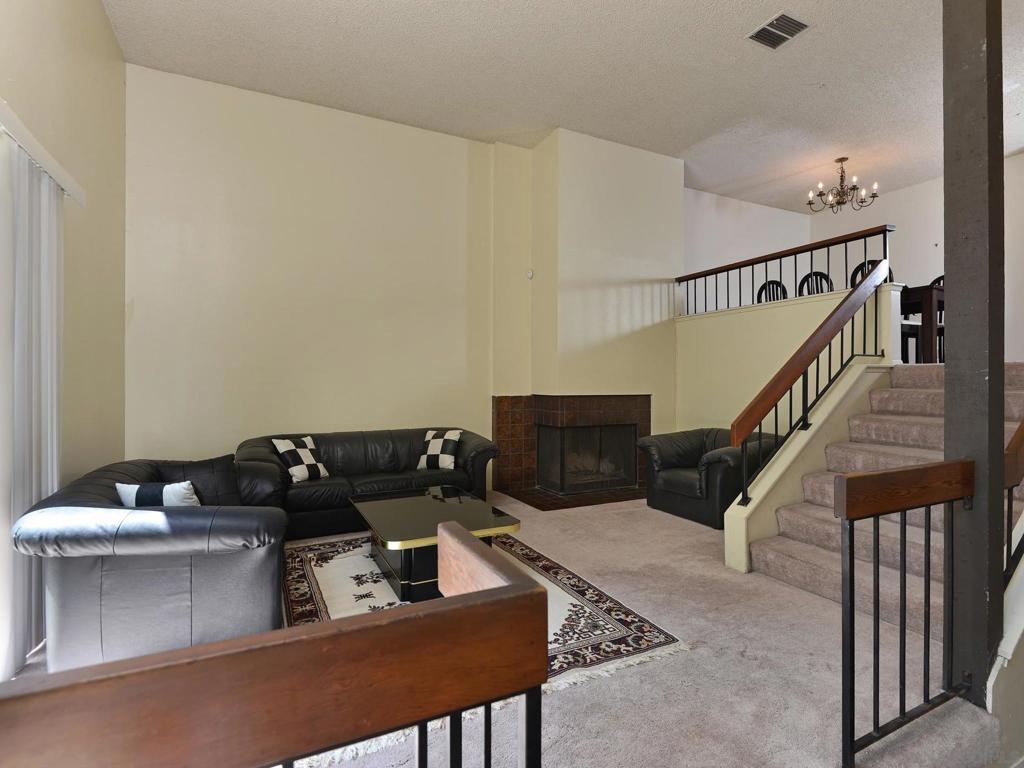 3211 Caminito Eastbluff #9 Property Photo 7