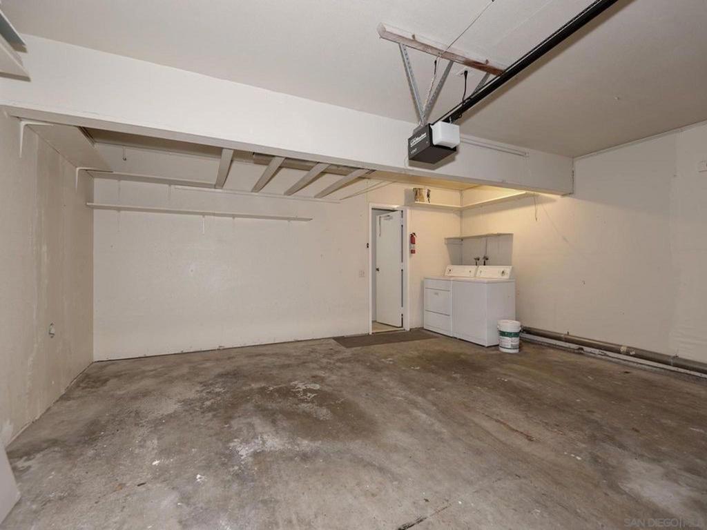 3211 Caminito Eastbluff #9 Property Photo 13