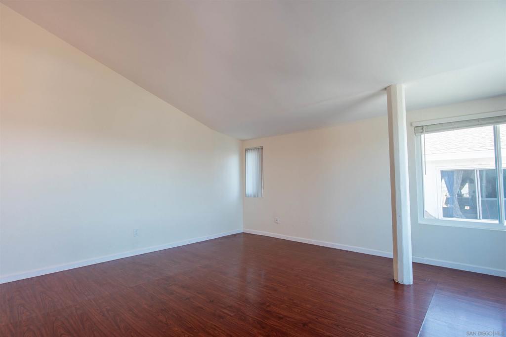 1319 Grand Ave. Property Photo 4