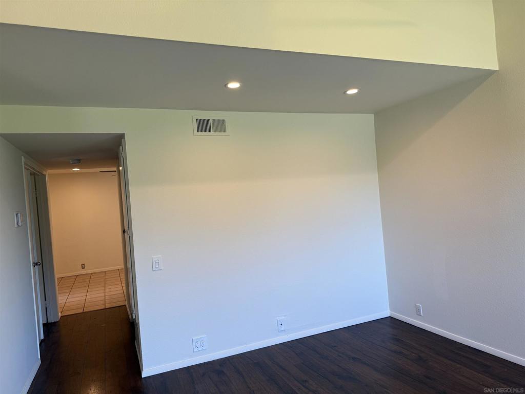 10873 Caravelle Pl Property Photo 6