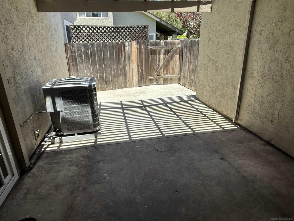 10873 Caravelle Pl Property Photo 29