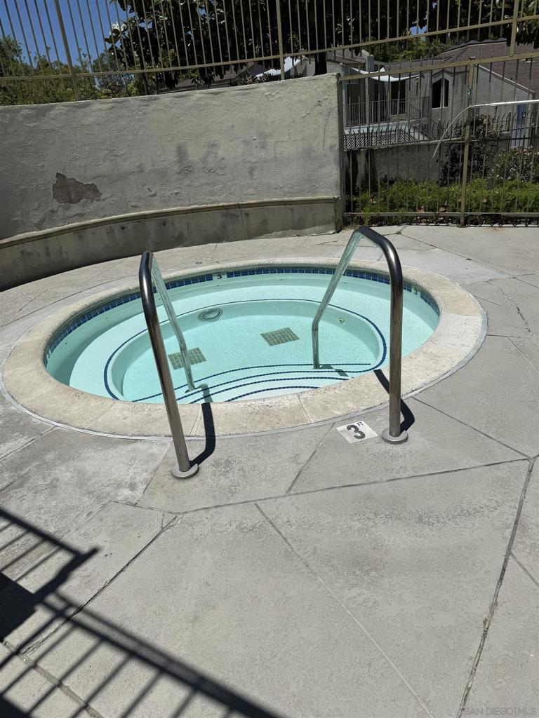 10873 Caravelle Pl Property Photo 35