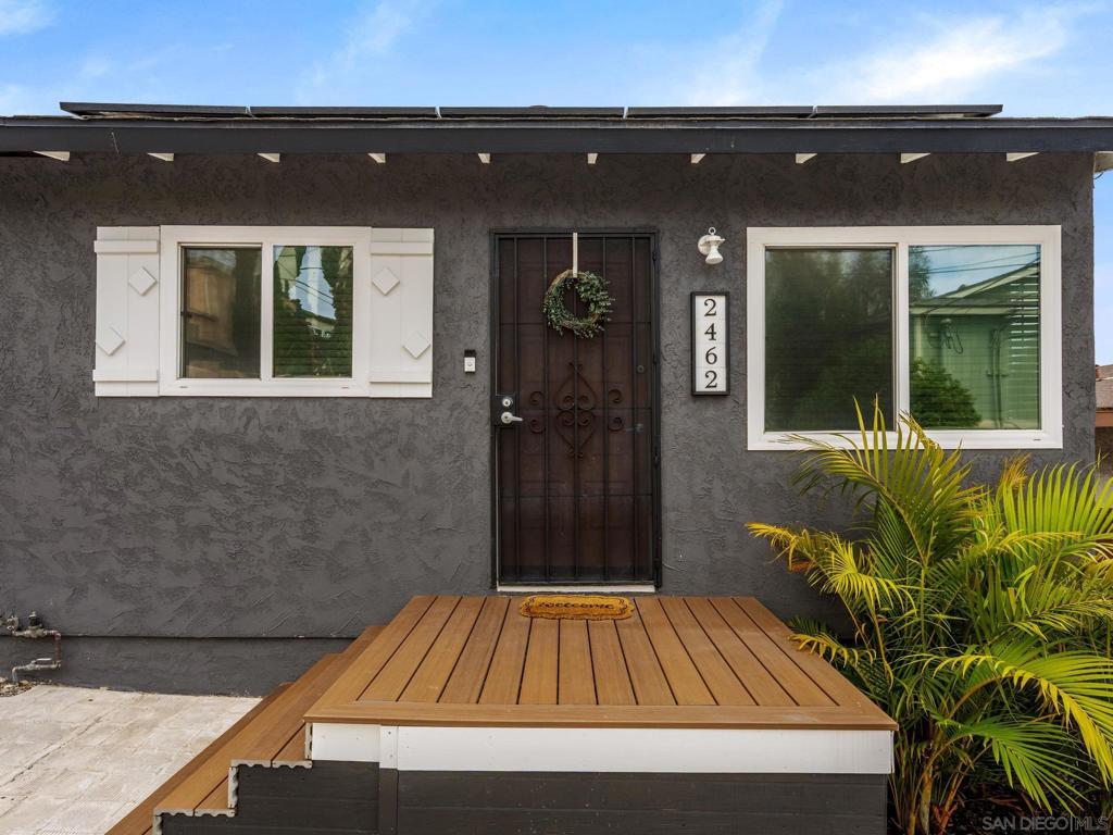 2462 44th Property Photo 1