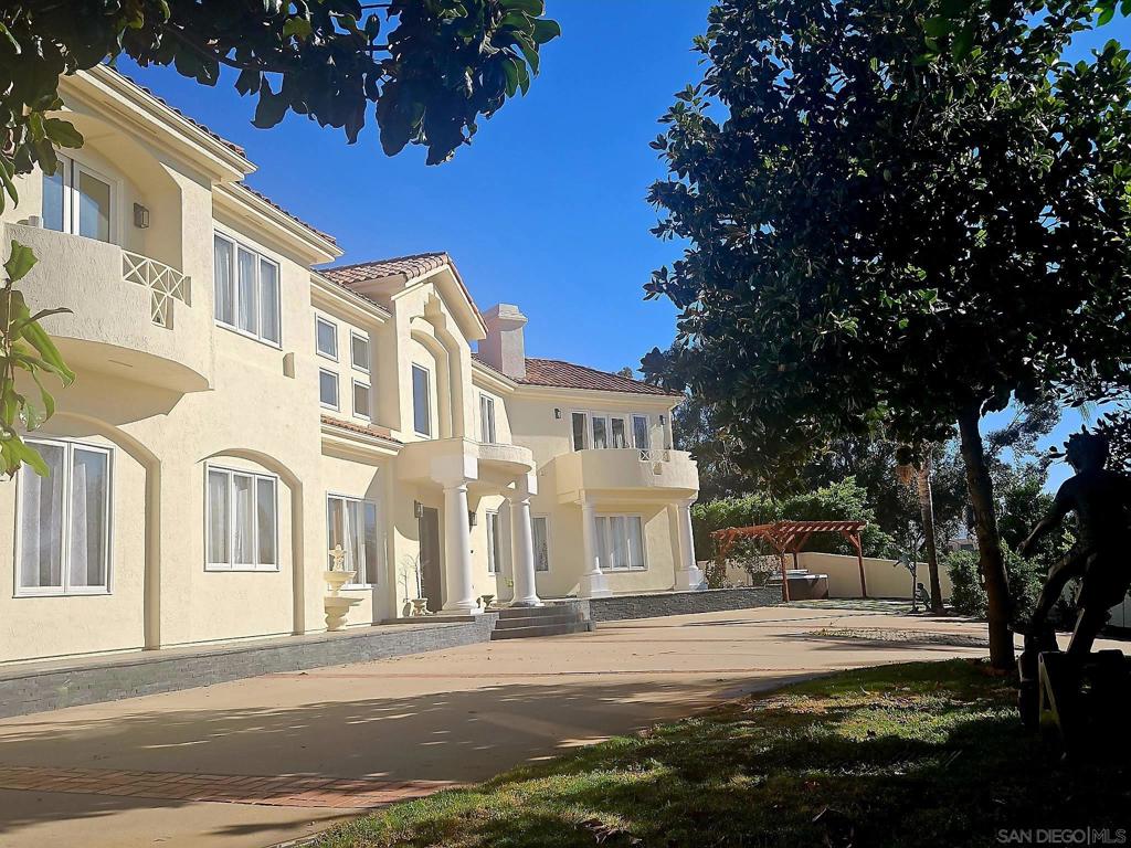 13916 Calle Bueno Ganar Property Photo 1