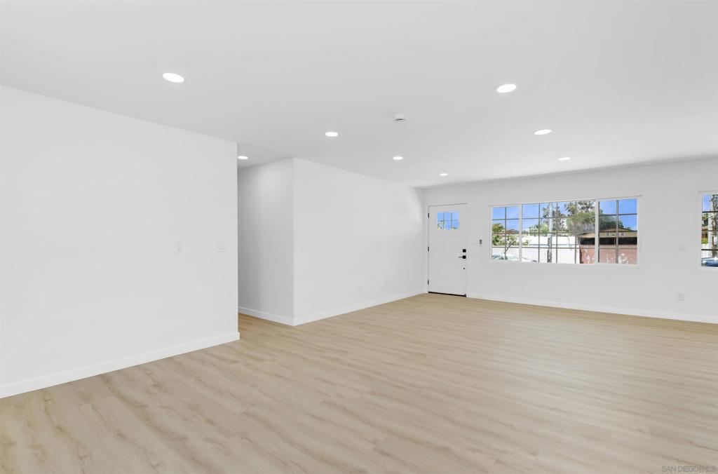 303 Sears Ave. Property Photo 31