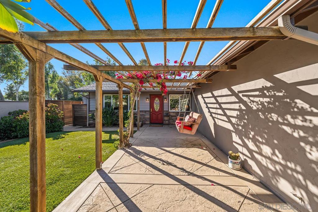 7212 Florey St Property Photo 6