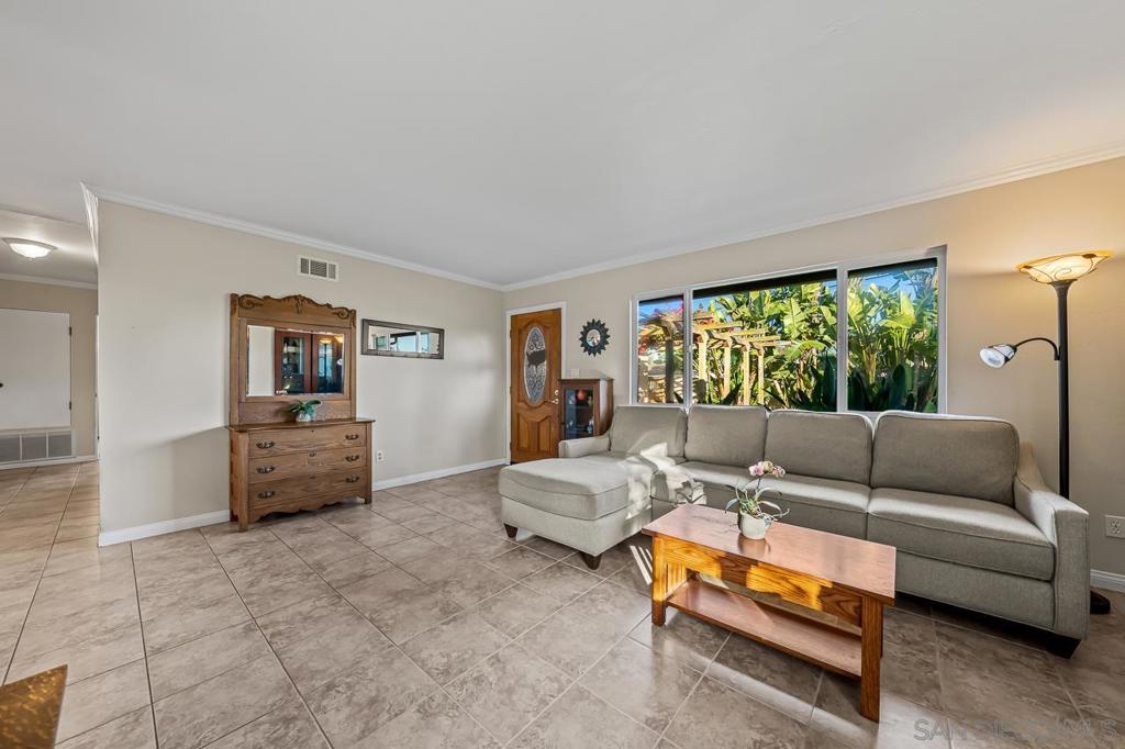 7212 Florey St Property Photo 11