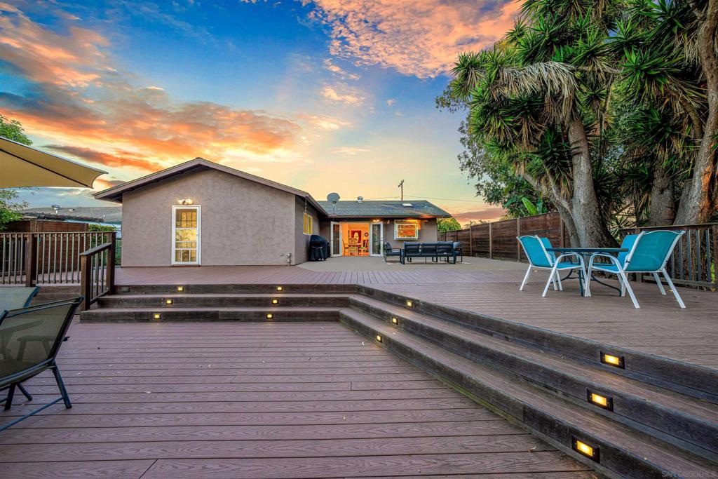 7212 Florey St Property Photo 43
