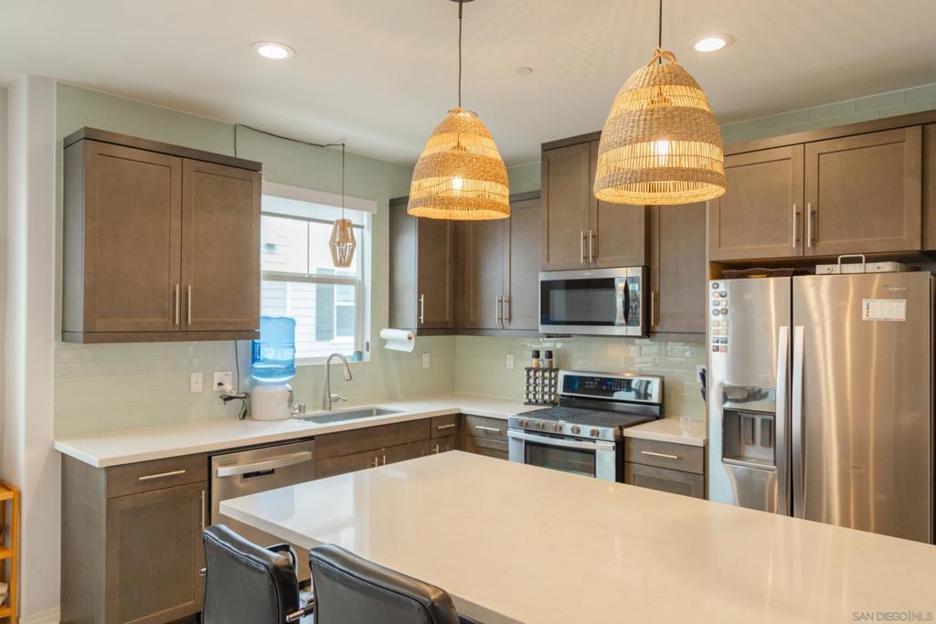 505 Lark Way Property Photo 3