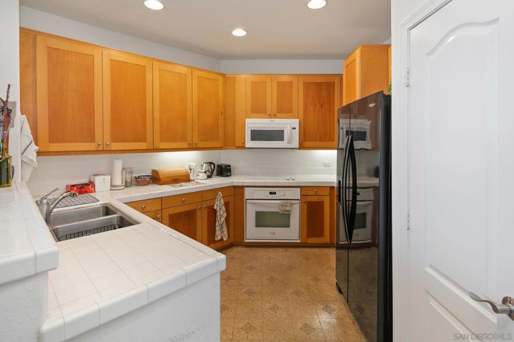 3950 Ohio St 225 Property Photo 7
