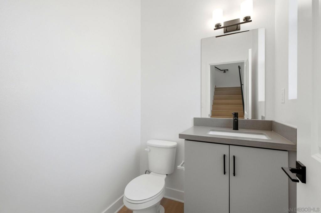 201 Sarina Ln Property Photo 8