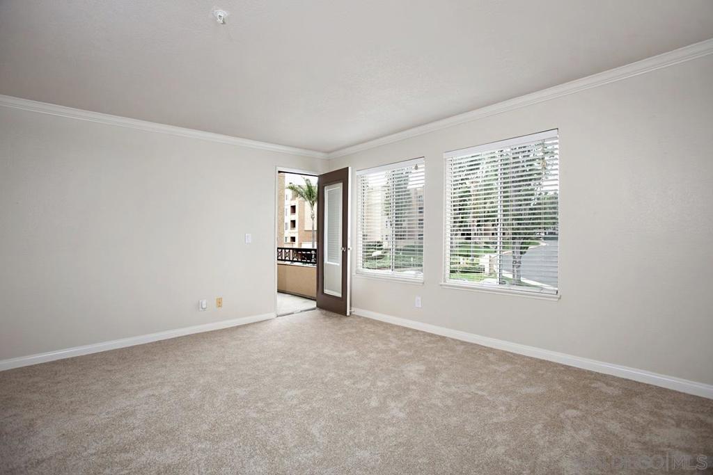 3550 Lebon Dr 6227 Property Photo 2