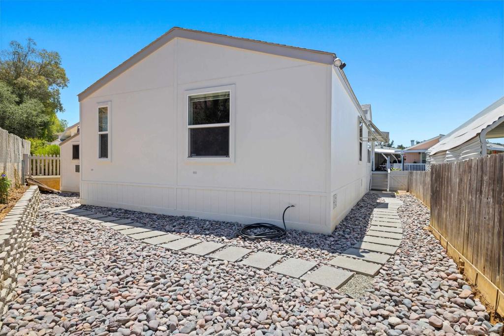 2400 Alpine Blvd 108 Property Photo 4
