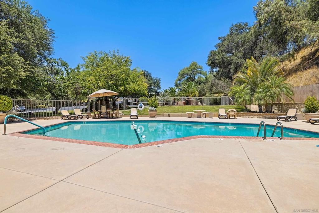 2400 Alpine Blvd 108 Property Photo 22