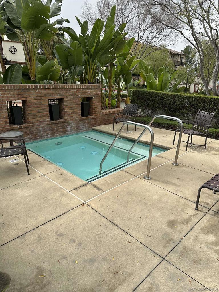 882 Sunset Place Property Photo 11