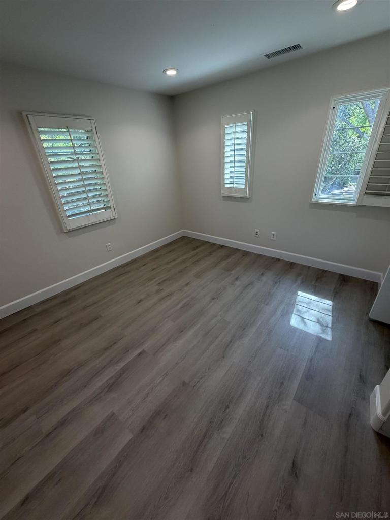 882 Sunset Place Property Photo 14