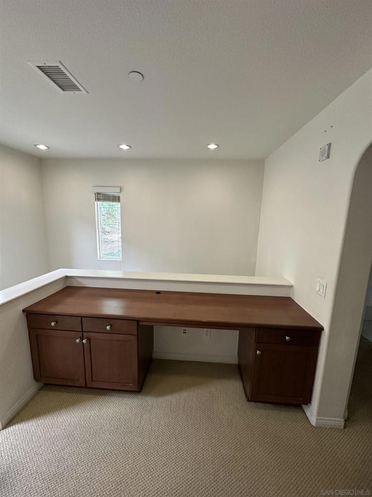 882 Sunset Place Property Photo 15