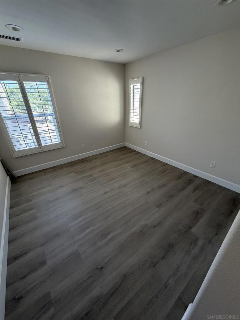 882 Sunset Place Property Photo 17