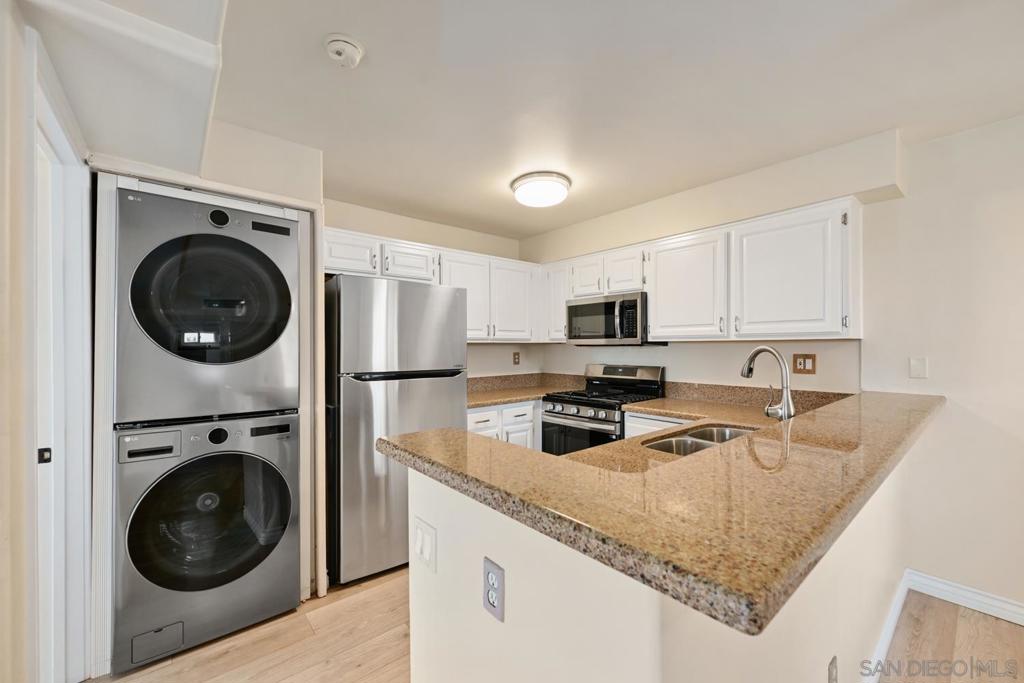3101 Sirena Vista 129 Property Photo 12