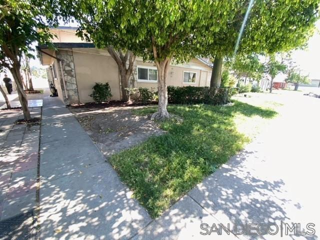 341 Lansing Cir Property Photo 2
