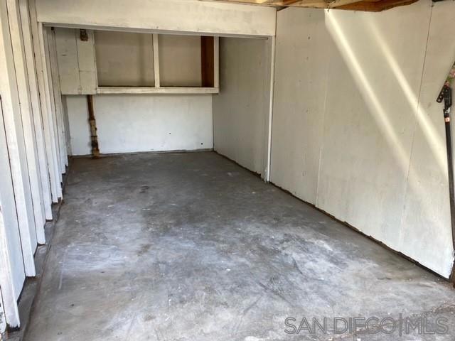 341 Lansing Cir Property Photo 9