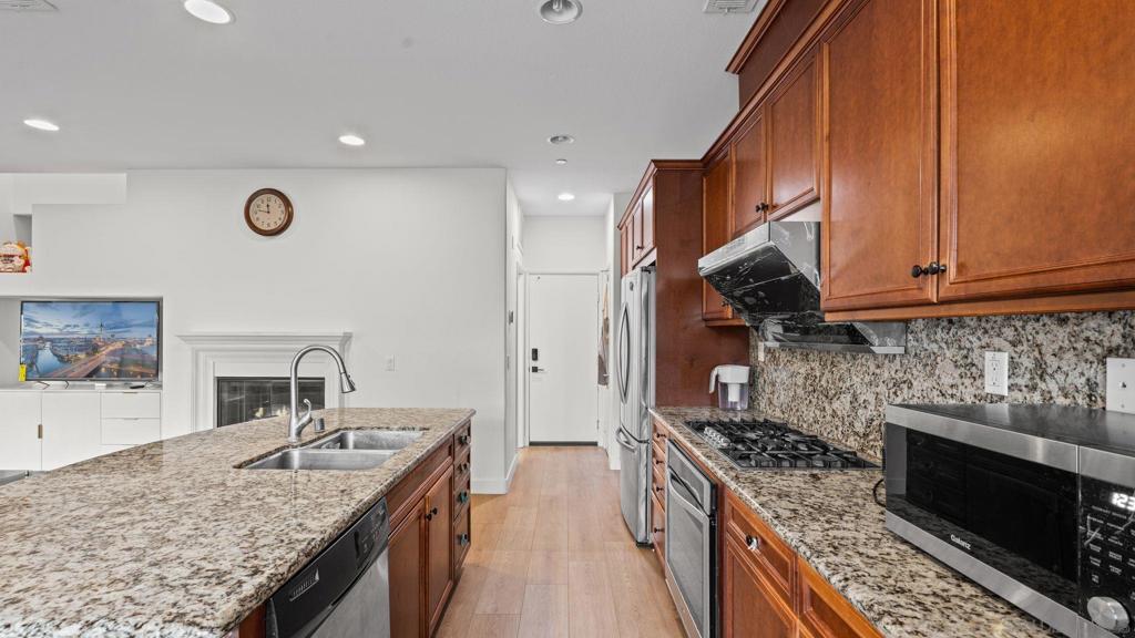 8522 Old Stonefield Chase Property Photo 5