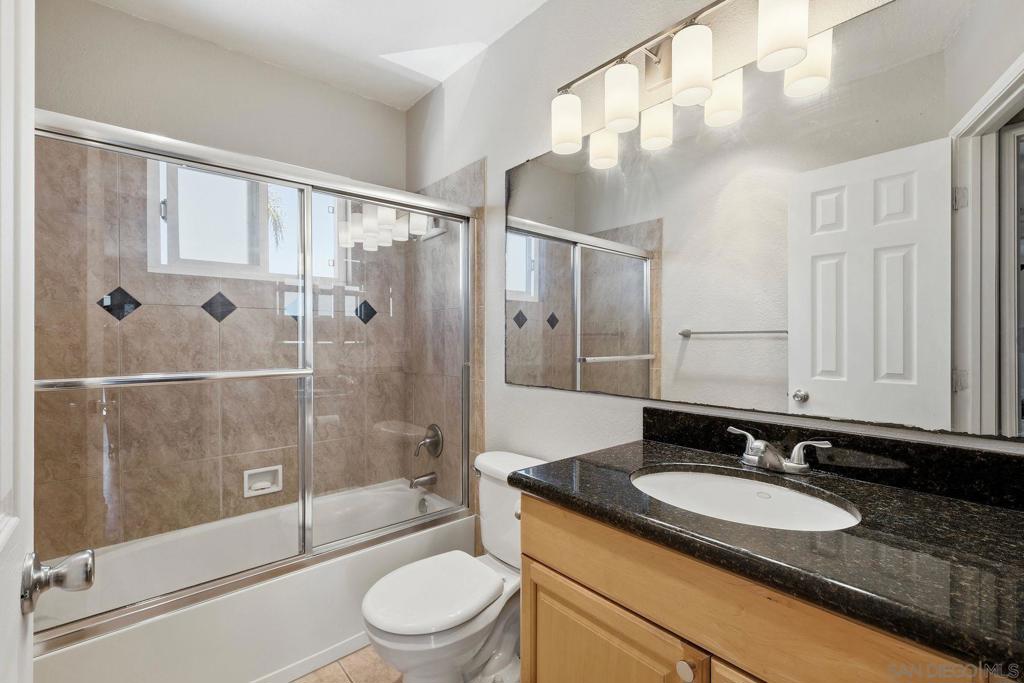 4747 Hamilton 12 Property Photo 18