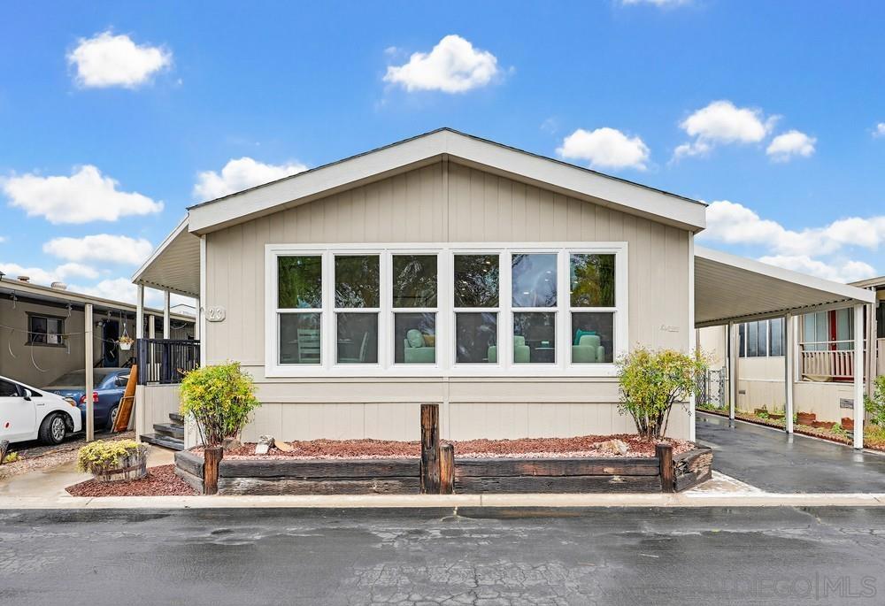 11949 Riverside Dr 23 Property Photo 1
