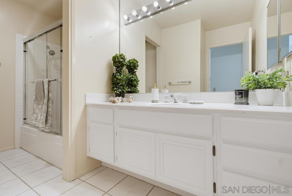 12724 Via Nasca Property Photo 37