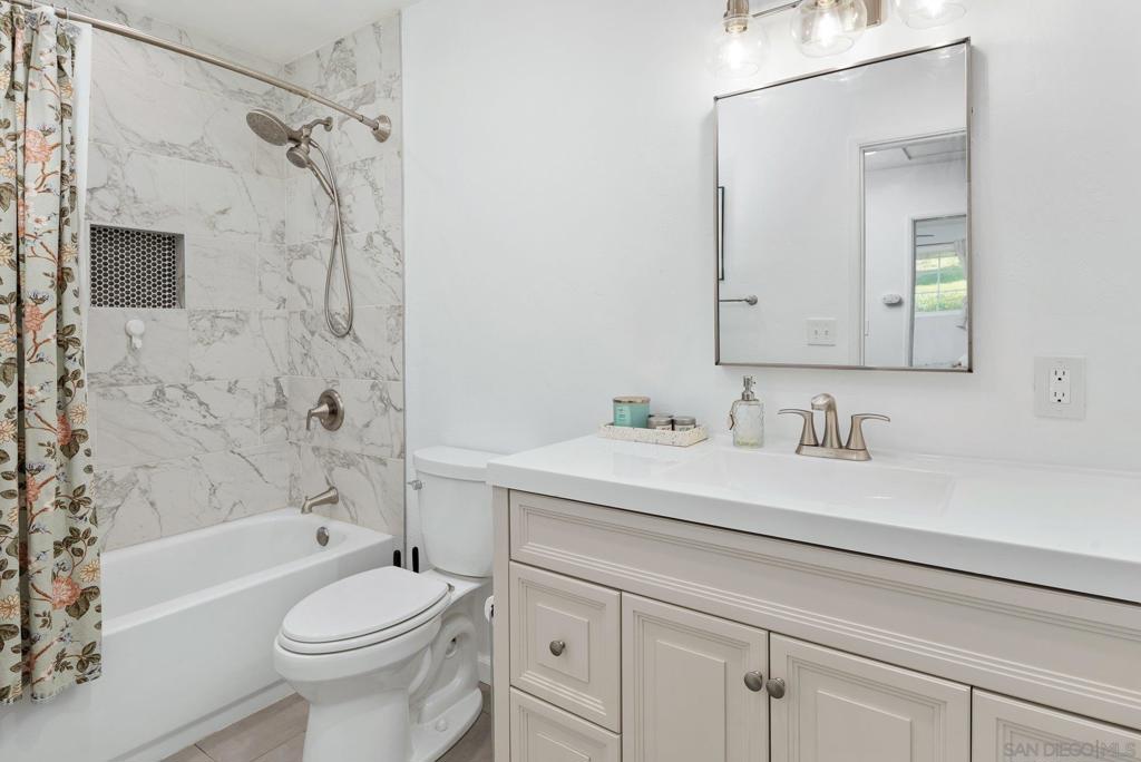 1780 Grove Property Photo 38