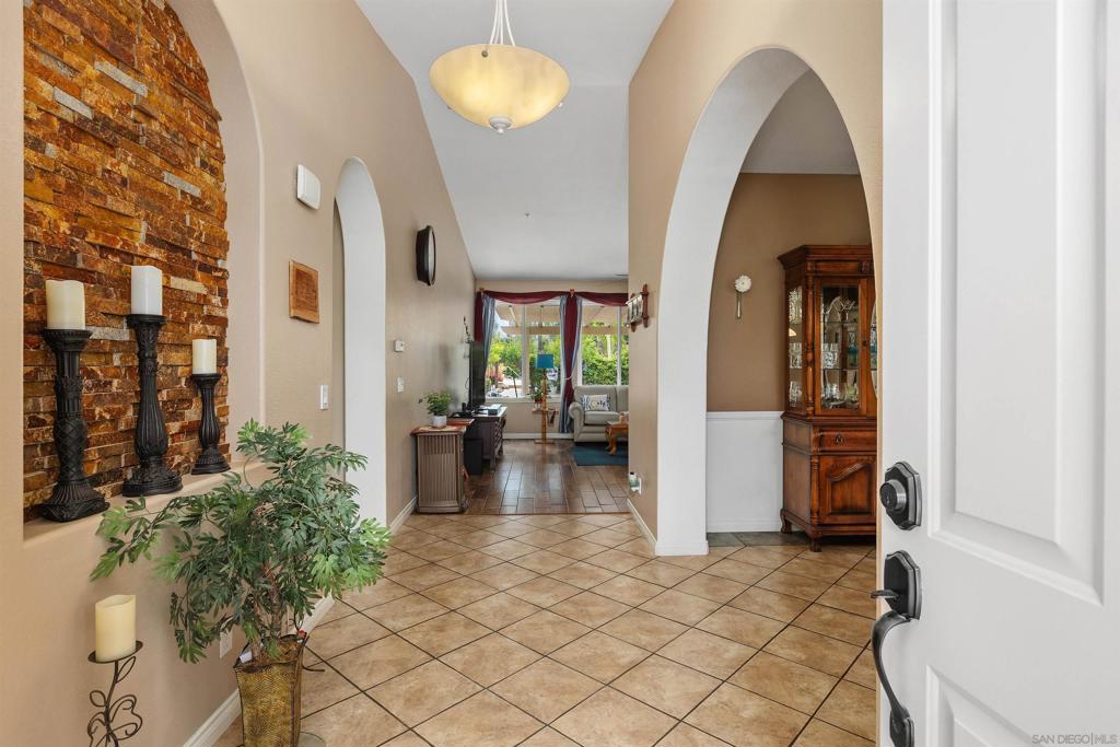 16759 Open View Property Photo 9
