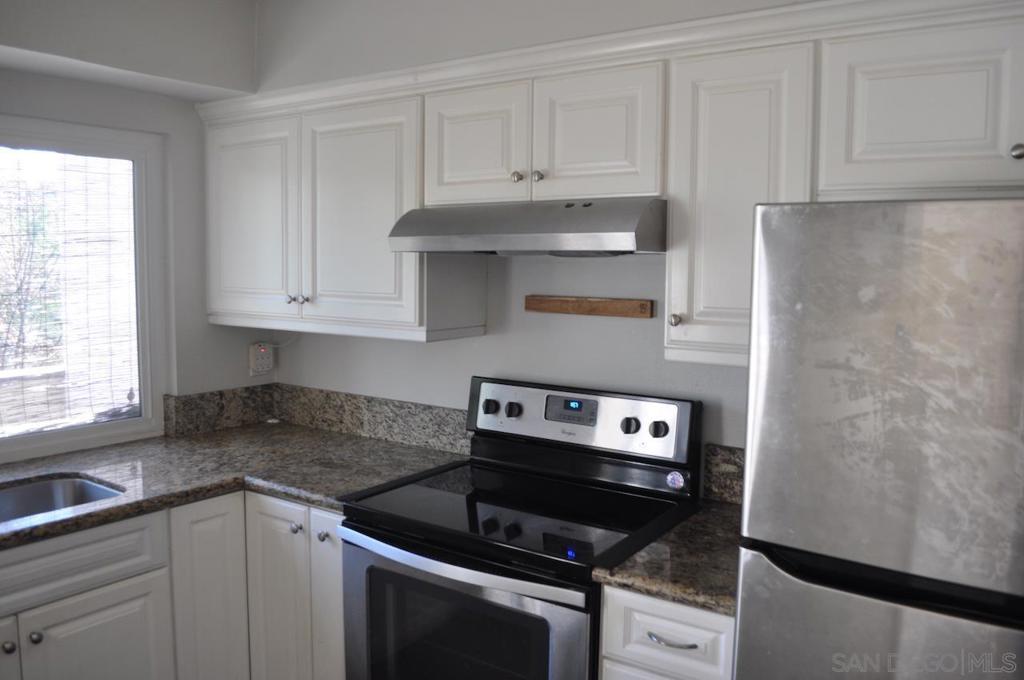 8039 Caminito De Pizza Property Photo 4