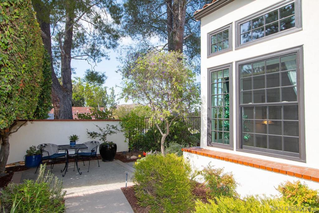 17695 Belle Helene Ct Property Photo 6