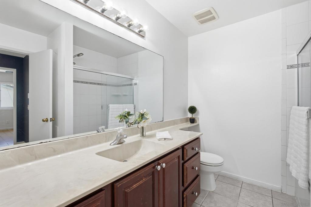 1880 Hanford Dr Property Photo 18