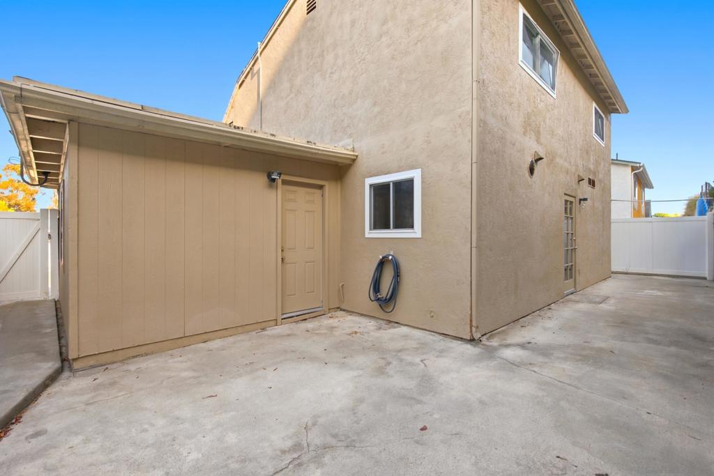 1880 Hanford Dr Property Photo 26