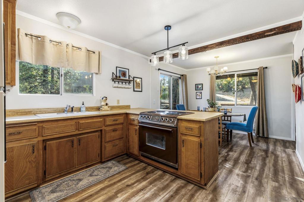 52275 Sylvan Way Property Photo 10
