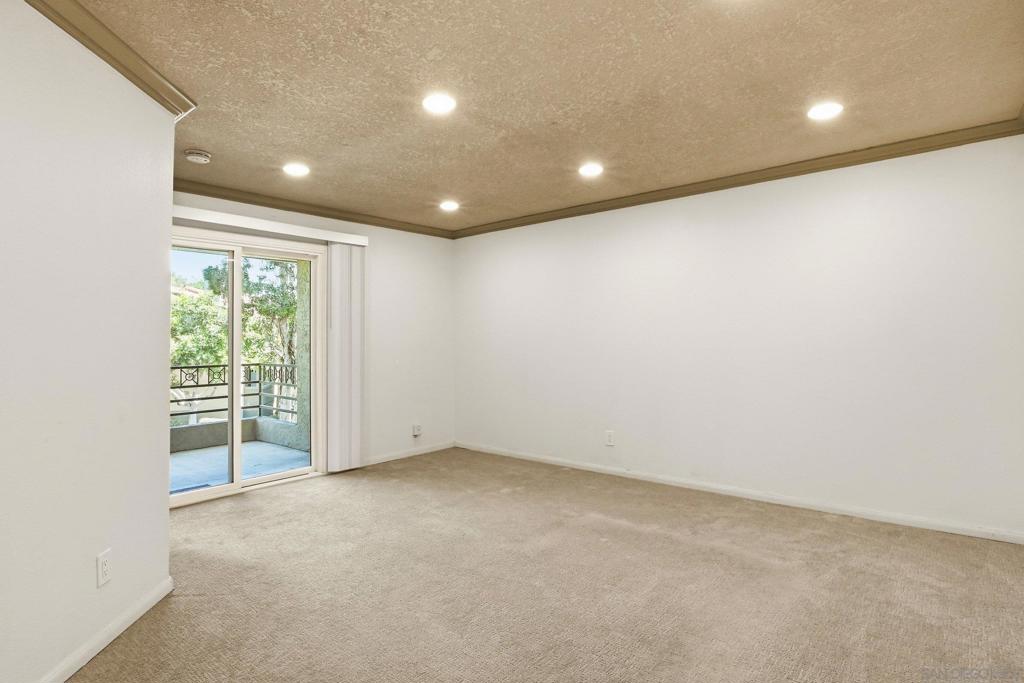7545 Charmant 1512 Property Photo 12