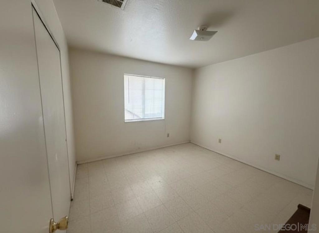 211 W Brighton Ave Property Photo 7