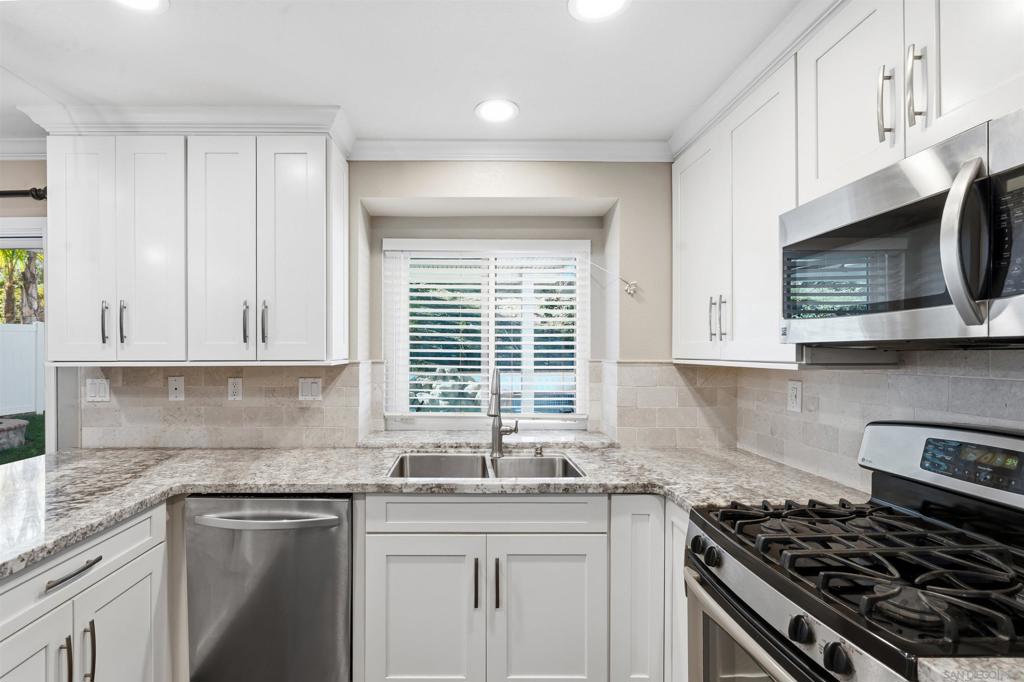 30939 Calle Pina Colada Property Photo 6