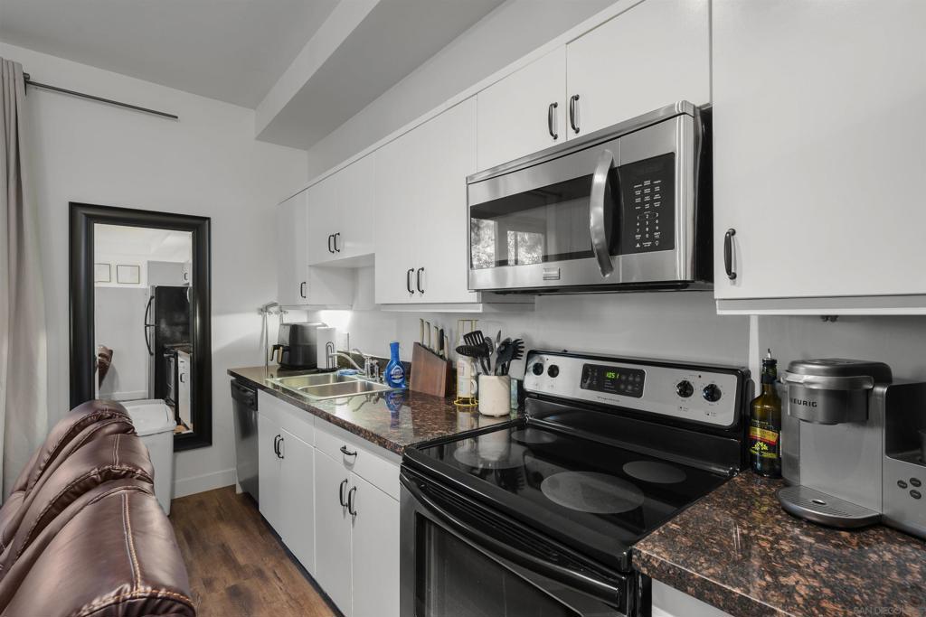889 Date St. 116 Property Photo 10