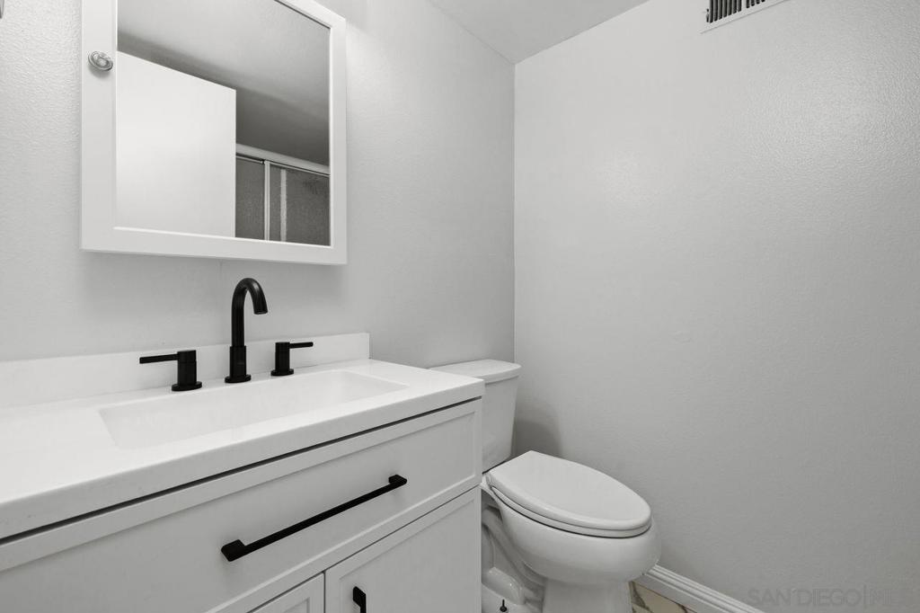 10628 Queen Jessica Ln Property Photo 23